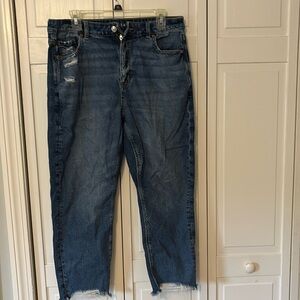 American Eagle ankle jeans.